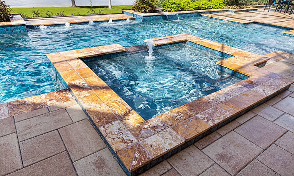 Custom New Pool Construction Ideas for Modern Homes